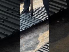 مسامير، سلاسل، أسنان القيادة، ومسامير لمسارات الحفارات والجرافات